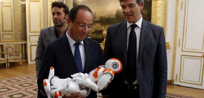 Preşedintele francez Francois Hollande pariază pe produsele de înaltă tehnologie