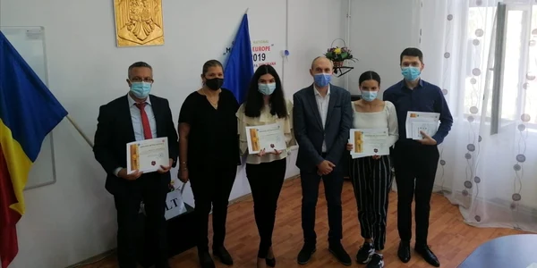 absolvenţii de 10 din Olt au fost premiaţi
