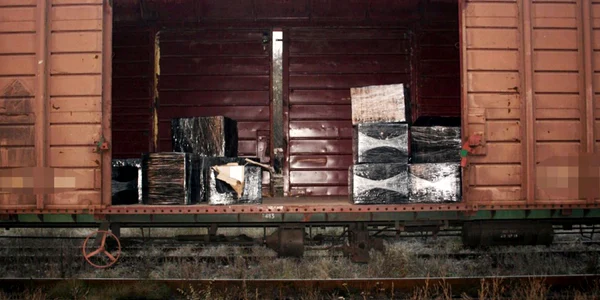 tren cu tigari