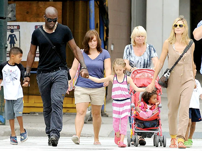 Despărţiţi de 8 luni