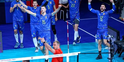 volei romania fb1 jpg