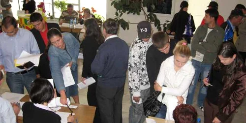 Absolvenții nu au avut succes la bursa locurilor de muncă