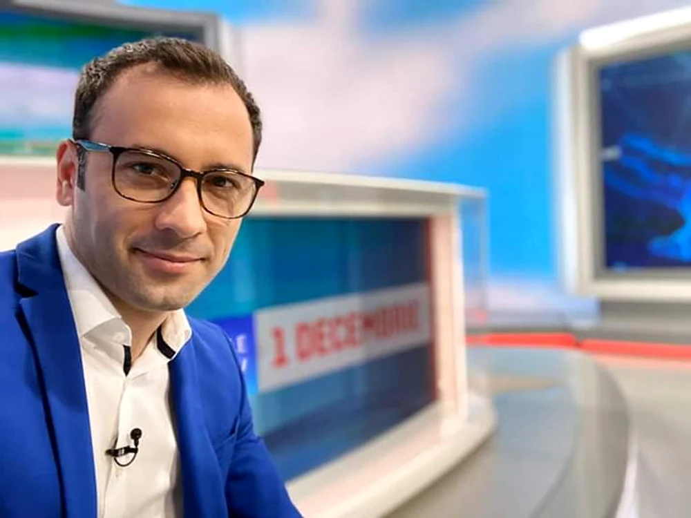 Daniel Niţoiu e gazda ştirilor PRO TV