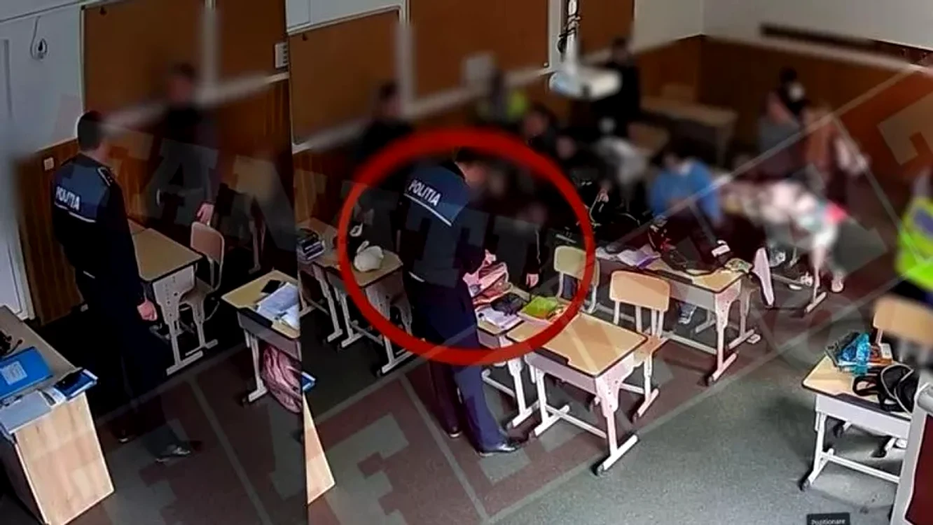  Directorul școlii a fost informat cu privire la percheziționarea elevilor Foto: Arhivă