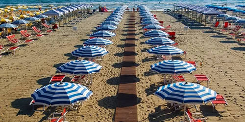 Plaja Versilia, în topul celor mai frumoase plaje din Italia jpeg