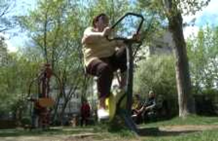 Târgoviştenii au ieşit la mişcare în parcul fitnes