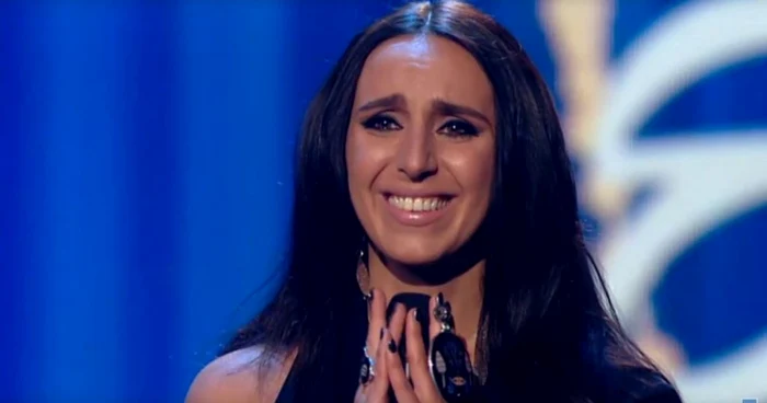 Jamala, aleasa
Ucrainei pentru Eurovision 2016, spune că piesa „1944“ este despre familia ei
FOTO Captură YouTube