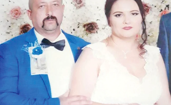 Laura şi Florentin Lemnaru abia se căsătoriserăfoto: adevarul.ro