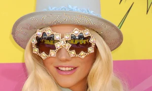 1 kesha shutterstock 339458126 jpeg