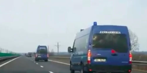 Maşini MAI Jandarmerie Poliţie pe Autostrada Soarelui A2 protest Constanţa Bucureşti Sursa Facebook Stelian Ion 
