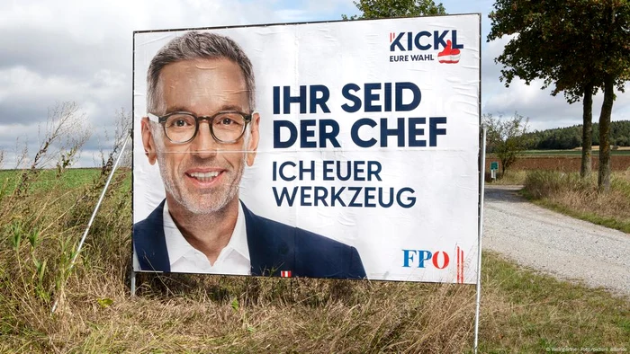 Afiș electoral al lui Herbert Kickl, FPÖ: "Voi sunteți șefii, eu sunt unealta voastră"