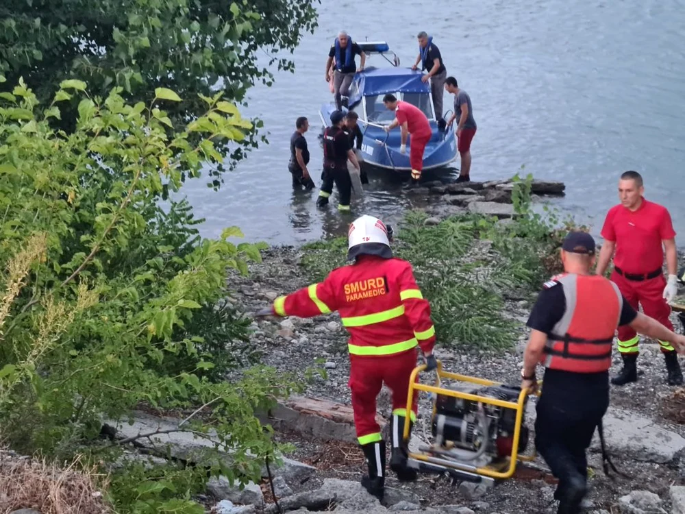 
    Tânăr de 21 de ani, dispărut în Dunăre la Gura Văiifoto: Gazeta de Sud  