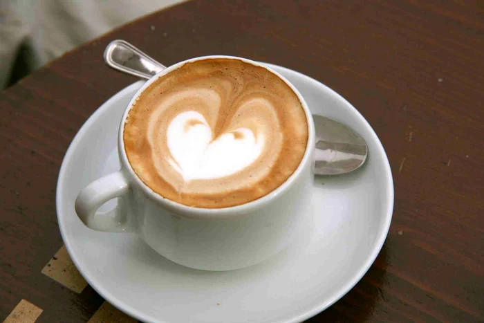 Unele persoane nu-și pot începe ziua bine fără o cană de cafeafoto: Hepta