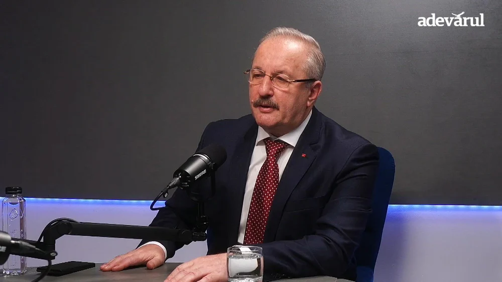 Vasile Dîncu susține că nu trebuie amânată prea mult numirea noului șef SRI: „Poate să vină și din politică, poate să vină și din afară”