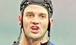 chivu17 sport chivu tifet  jpeg