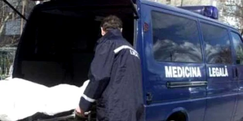 Cadavrul persoanei decedate a fost dus la SML