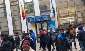 muncitori nemultumiti p8jp jpg