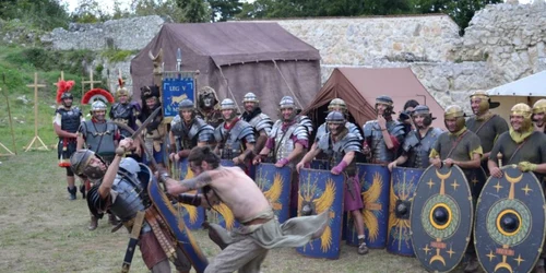 Dacii şi romanii se vor lupta la Râşnov