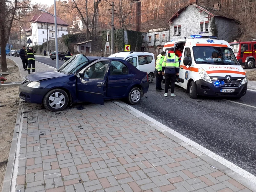 Accident pe DN7 în Călimănești Foto ilustrativ Arhiva Adevărul