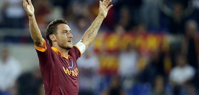 Francesco Totti îşi conduce echipa spre fruntea clasamentului