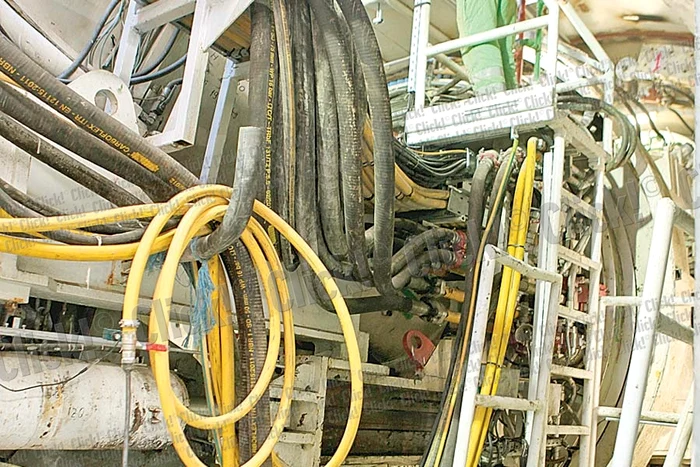 „Varvara”a început lucrul  la aproape un an de când  a fost coborâtă în subteran (Fotografii: Roberto Sălceanu)