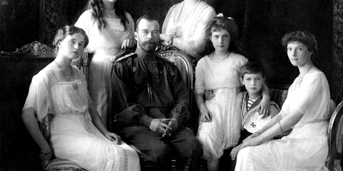Russian Imperial Family 1913 jpg