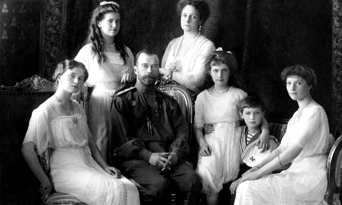 Russian Imperial Family 1913 jpg