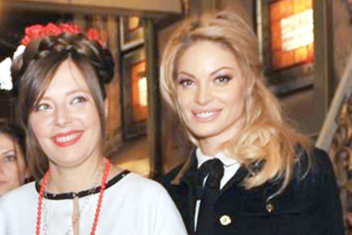 Valentina Pelinel şi Roxana Iliescu sunt prietene de nedespărţit