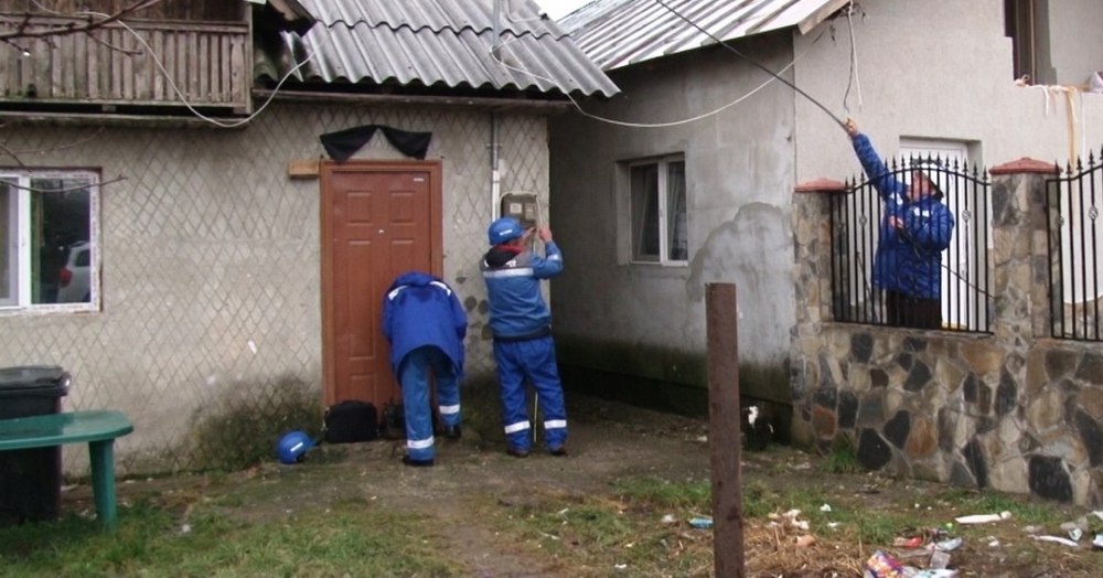 Cum a fost declarată nevinovată o româncă acuzată că fură curent. Detaliul care a scăpat-o de pedeapsă
