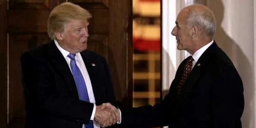 Donald Trump si John Kelly EPA