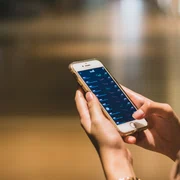 telefon   foto pixabay  iqbalstock jpg