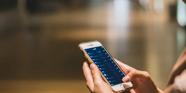 telefon   foto pixabay  iqbalstock jpg