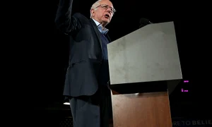 Bernie Sanders (74 de ani) jpeg