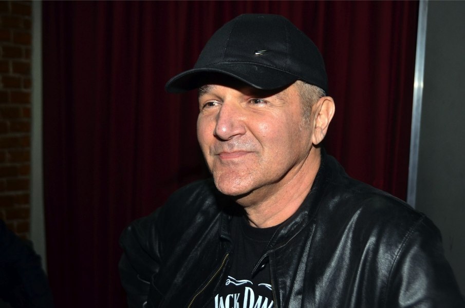 Motivul pentru care Dan Bitman a luat foc după un zbor București-Cluj. „Cred că nu e inclusă și scara în prețul biletului“