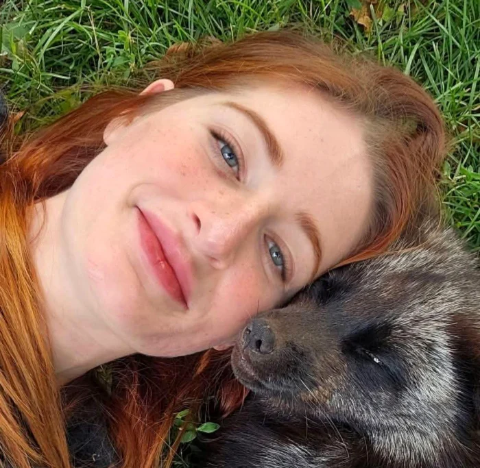 VIDEO O cunoscută influenceriţă de pe YouTube şi-a luat viaţa, după ce a fost hărțuită în online: „A fost prea mult”