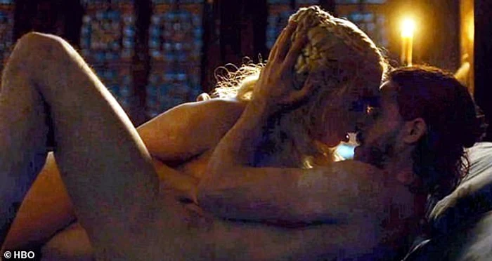 1 emilia clarke kit harington jpg jpeg