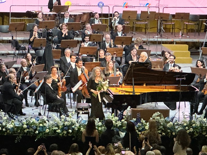 Două legende într-un concert întrerupt violent și reluat după... 85 de ani