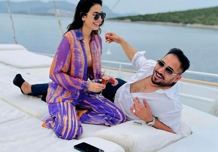 Salman Iftikhar și actrița Abeer Rizvi FOTO: Instagram