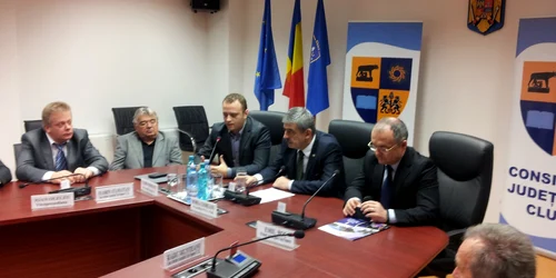 Liderii partidelor politice din Cluj au semnat pactul de colaborare pentru CCE foto Remus Florescu