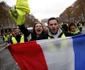 Lupte de stradă între vestele galbene şi poliţişti la Paris Franta FOTO EPA-EFE