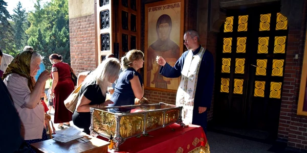 Moaste Curtea de Arges
