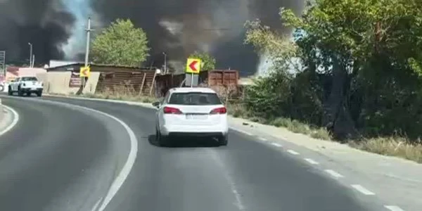 incendiu centrua capitalei glina trafic oprit mp4 thumbnail png