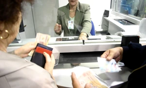 cele mai mici dobanzi la credite banca ghiseu FOTO Adevarul
