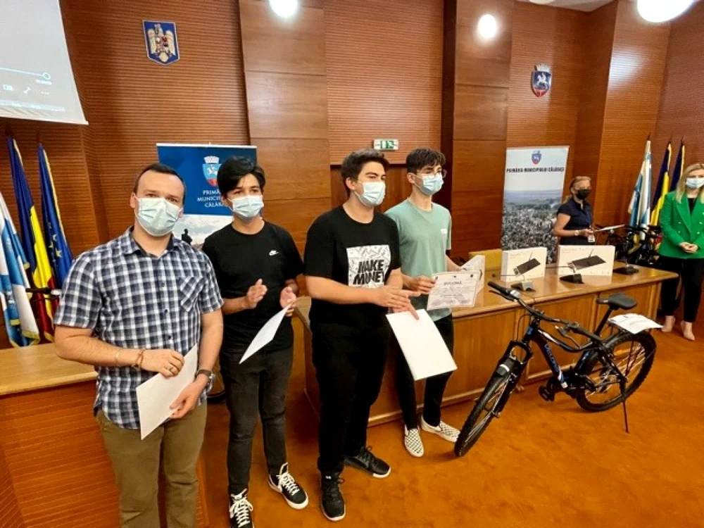 Primăria Călăraşi a desemnat câştigătorii concursului de teme anticorupţie FOTO Facebook/PMC