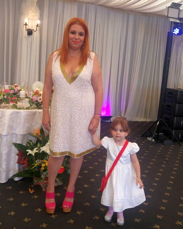 Oana Roman s-a asortat cu fetiţa ei Isabela