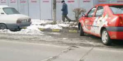 Municipalitatea Bacău nu a plombat gropile apărute peste iarnă