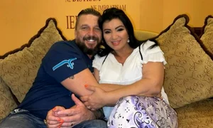 După ce au fost împreună un an și trei luni, apoi s-au despărțit, Adriana Bahmuțeanu și George Restivan au decis că nu pot sta separați unul de altul