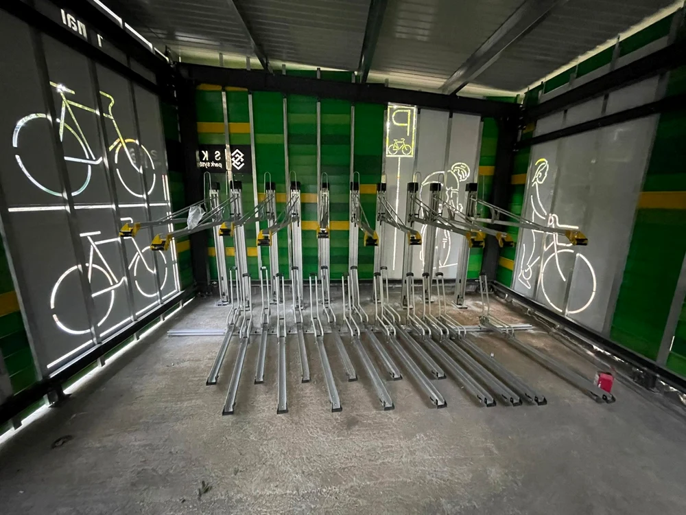 Primăria Brașov oferă localnicilor parcări pentru biciclete FOTO Primăria Brașov