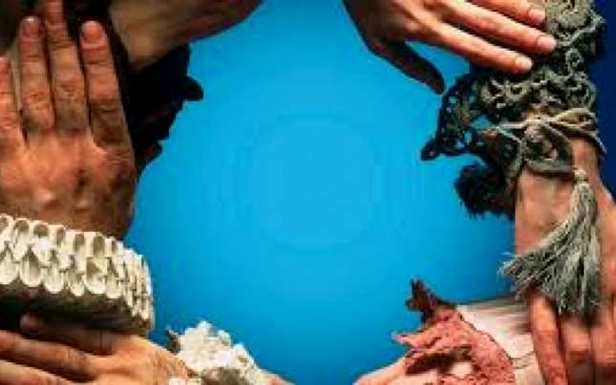 Campania "Artişti pentru artişti" se desfăşăoară anual şi are ca scop sprijinirea artiştilor în vârstă