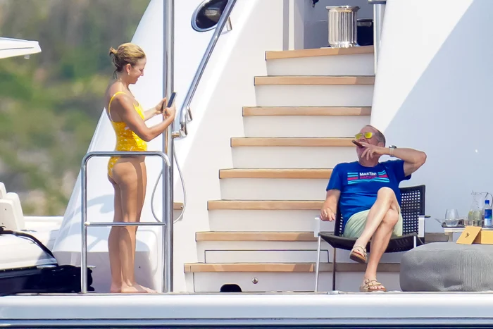 Jerry și Jessica Seinfeld, pe iaht la St Tropez, Foto Profimedia (5) jpg